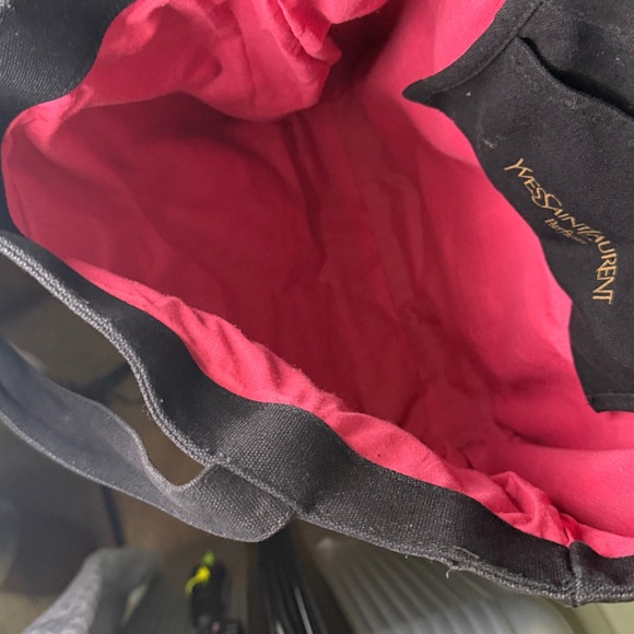 Yves Saint Laurent Black Tote with Gold Embroidered YSL Logo - Picture 11 of 12